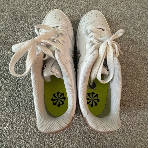 Nike Women's White Sneakers with Patterned Swoosh - Picture 7 of 8